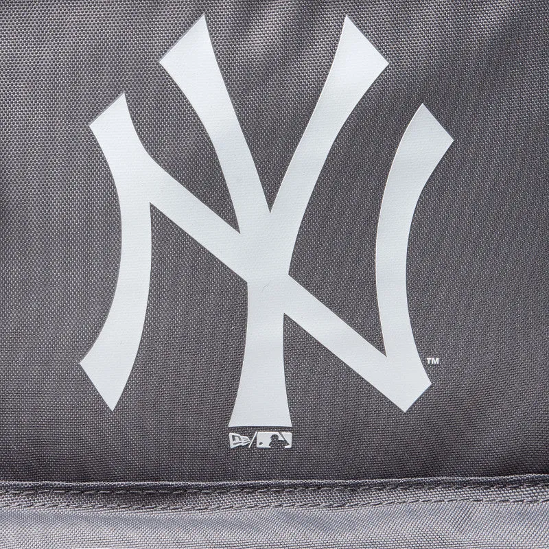 NEW ERA New York Yankees Grey Delaware Pack