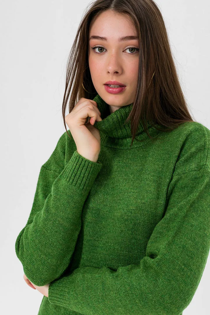 TURTLE NECK SWEATER